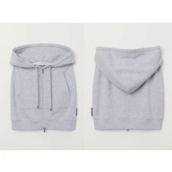 H&M collab with MOSCHINO -rare find - Picture 3 of 5